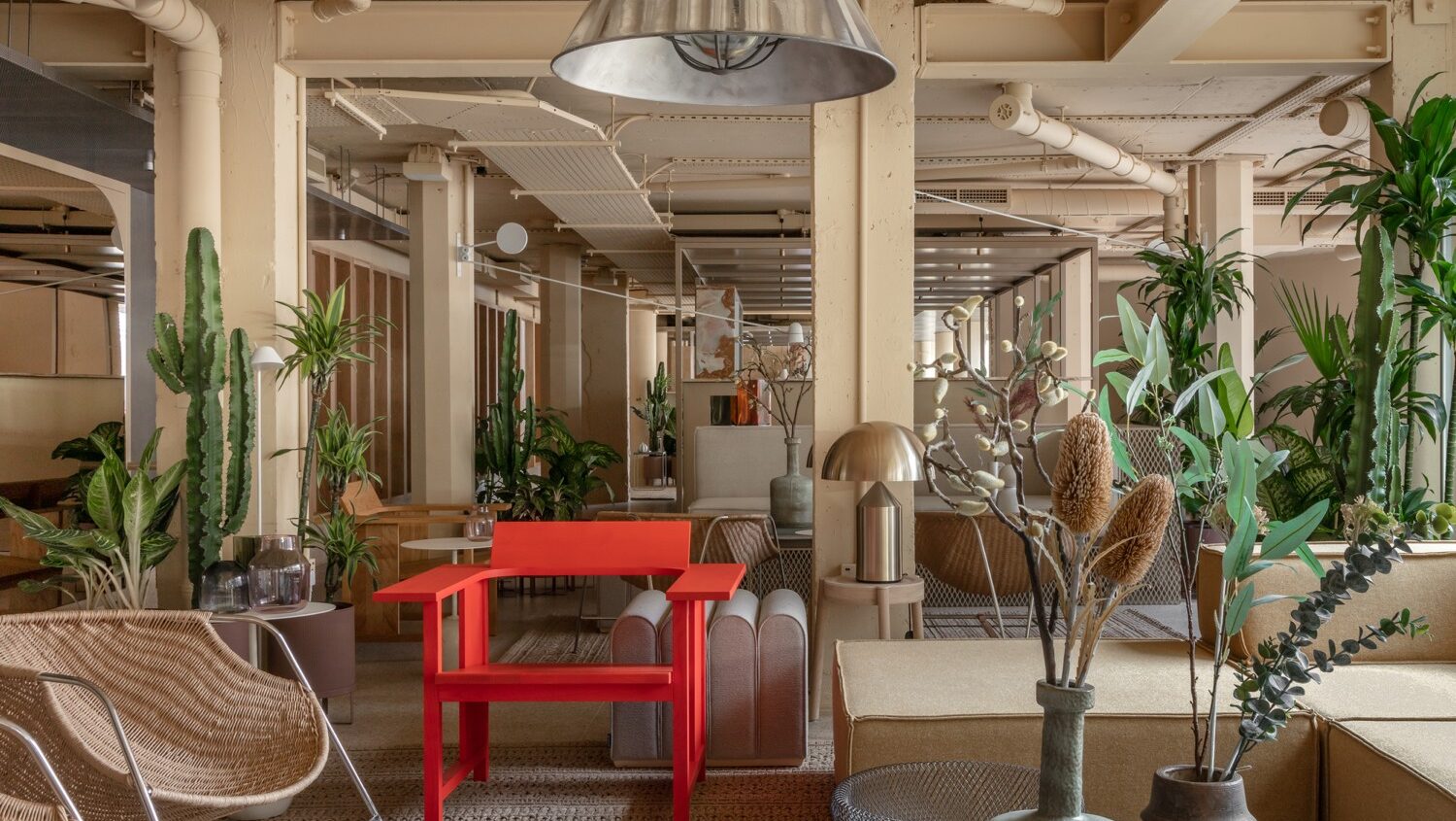 Locke at Broken Wharf, London, UK